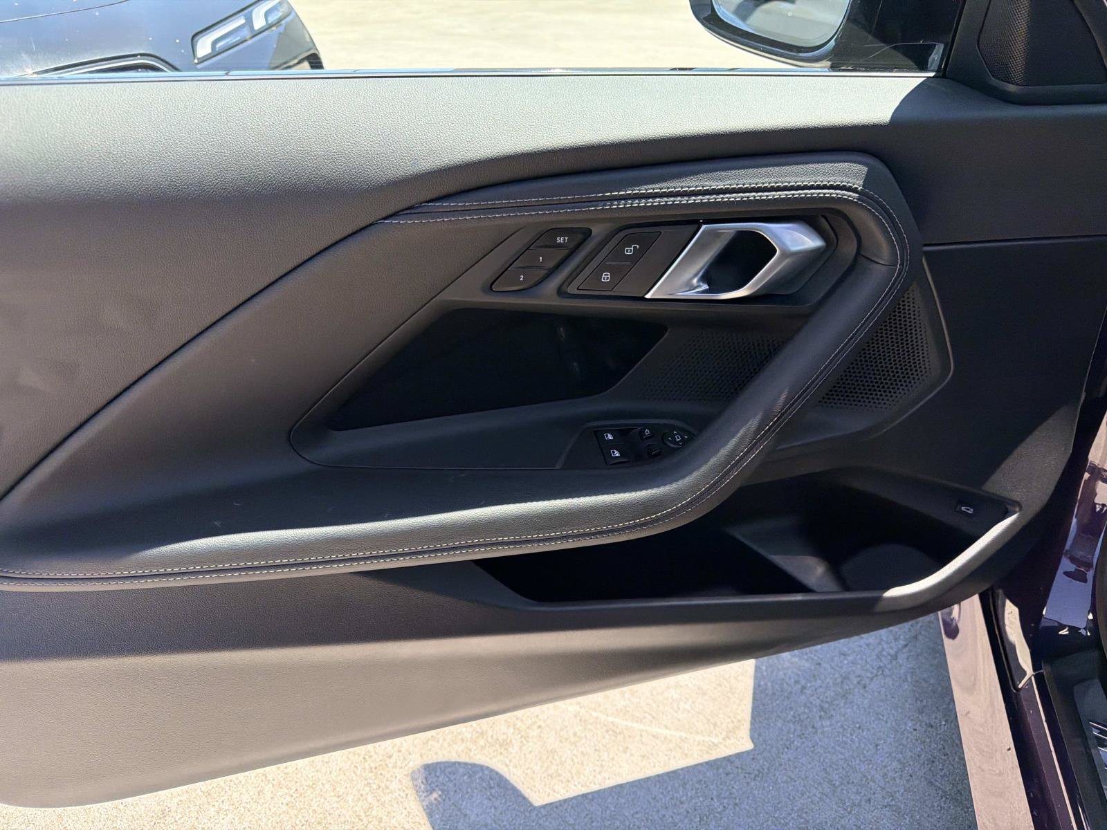 Used 2025 BMW M240i Coupe RWD image 7