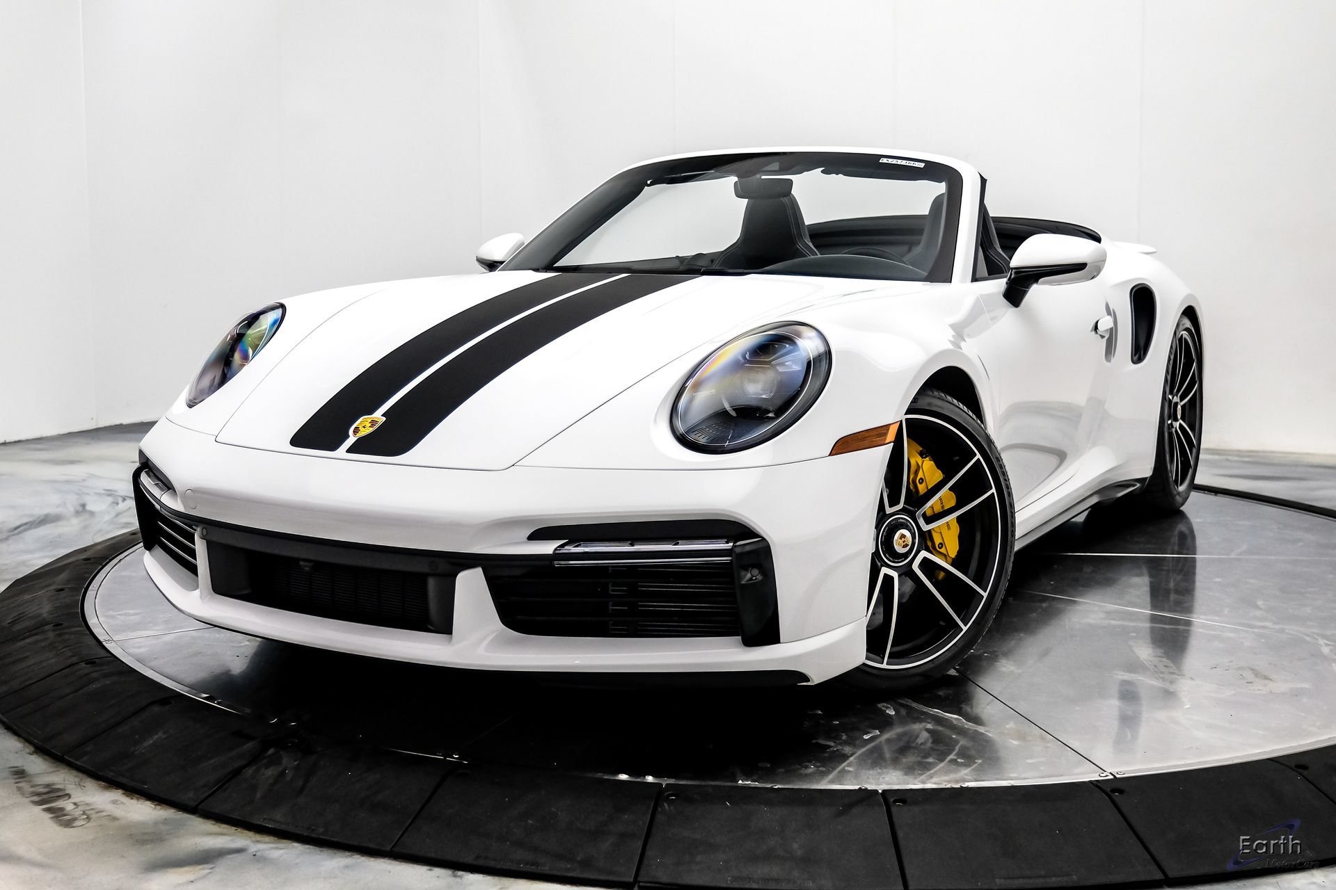 Used 2024 Porsche 911 Turbo S AWD/4WD image 4