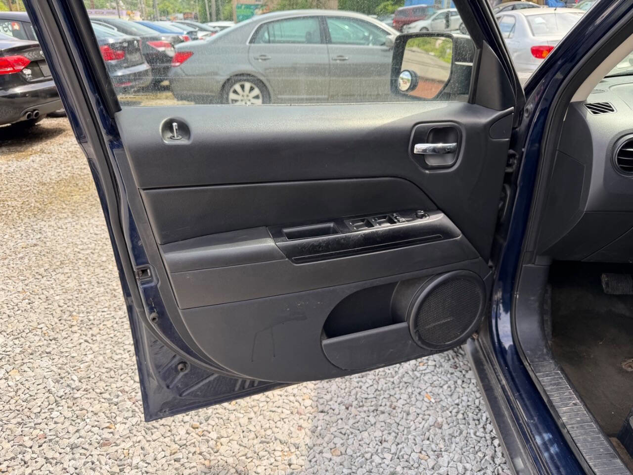 Used 2016 Jeep Patriot Sport w/ Power Value Group FWD image 10