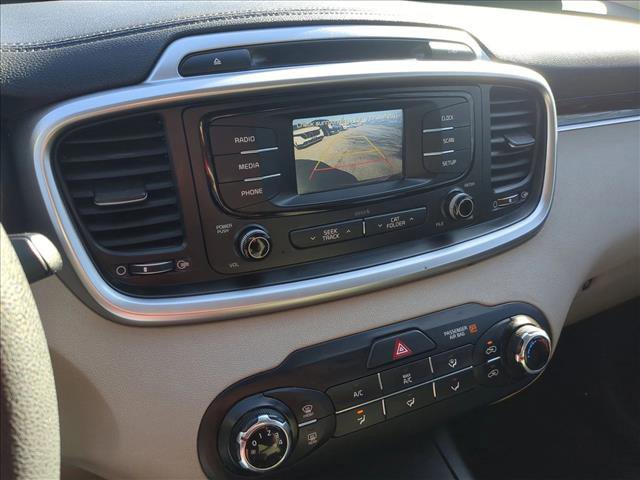 Used 2018 Kia Sorento LX image 14