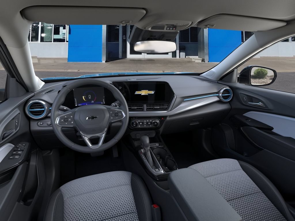 New 2026 Chevrolet Trax LT w/ Midnight Edition FWD image 15