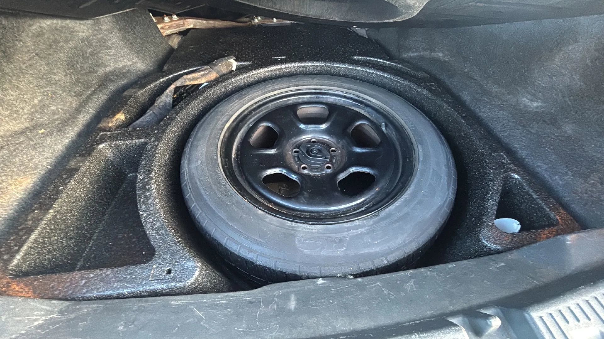 Used 2014 Ford Taurus Police Interceptor AWD image 24