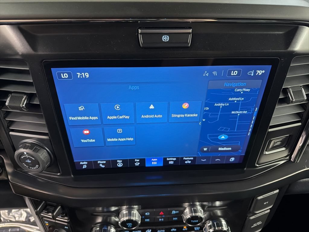 New 2026 Ford F250 Lariat w/ Black Appearance Package AWD/4WD image 9