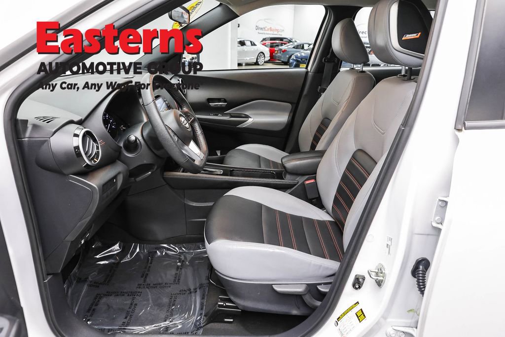 Used 2023 Nissan Kicks SR w/ SR Premium Package image 14