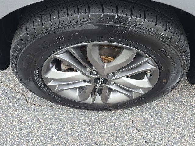 Used 2014 Hyundai Tucson SE image 24