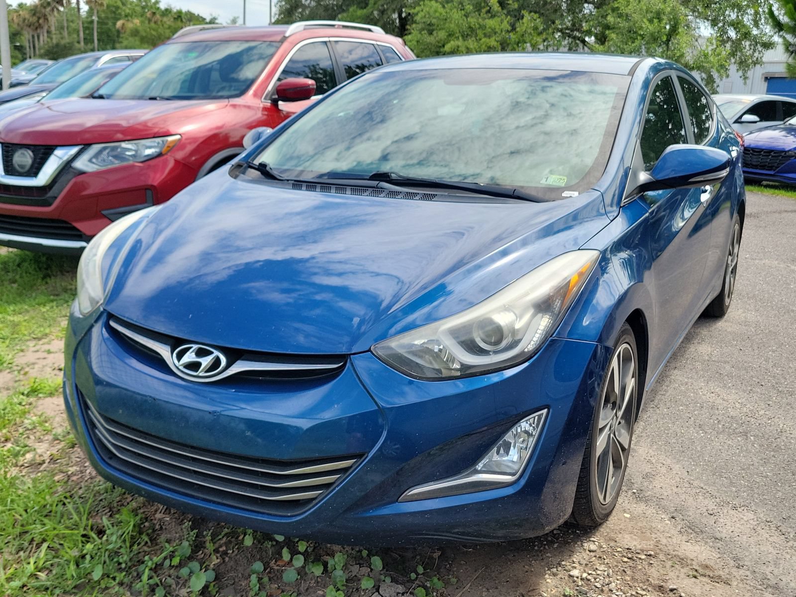 Used 2015 Hyundai Elantra Limited FWD image 2