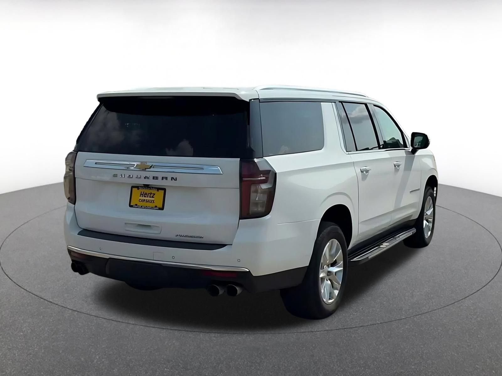 Used 2023 Chevrolet Suburban Premier AWD/4WD image 13