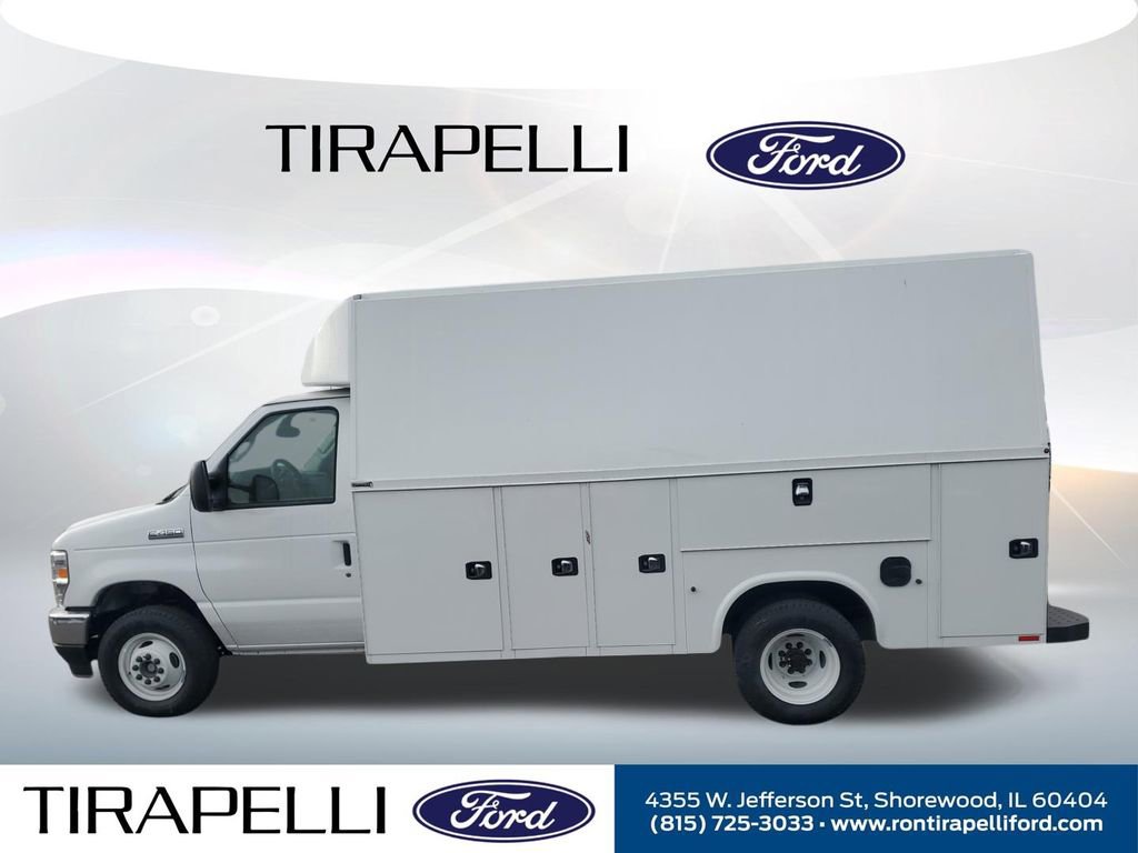 New 2026 Ford E-450 and Econoline 450 Super Duty w/ Power Equipment Group video 3