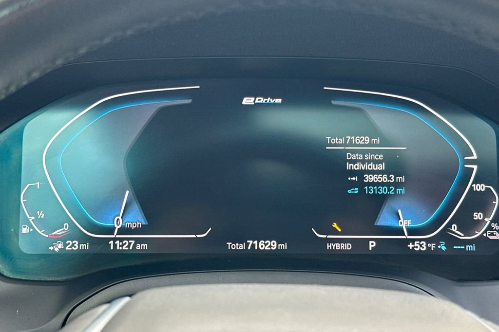 Used 2021 BMW 330e w/ Convenience Package image 28