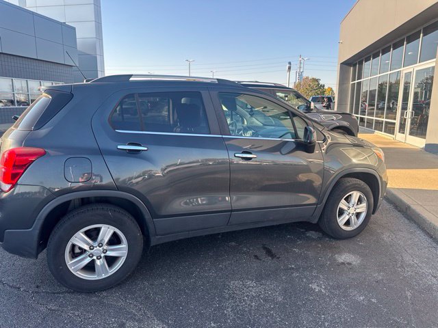 Used 2019 Chevrolet Trax LT w/ Driver Confidence Package AWD/4WD image 9