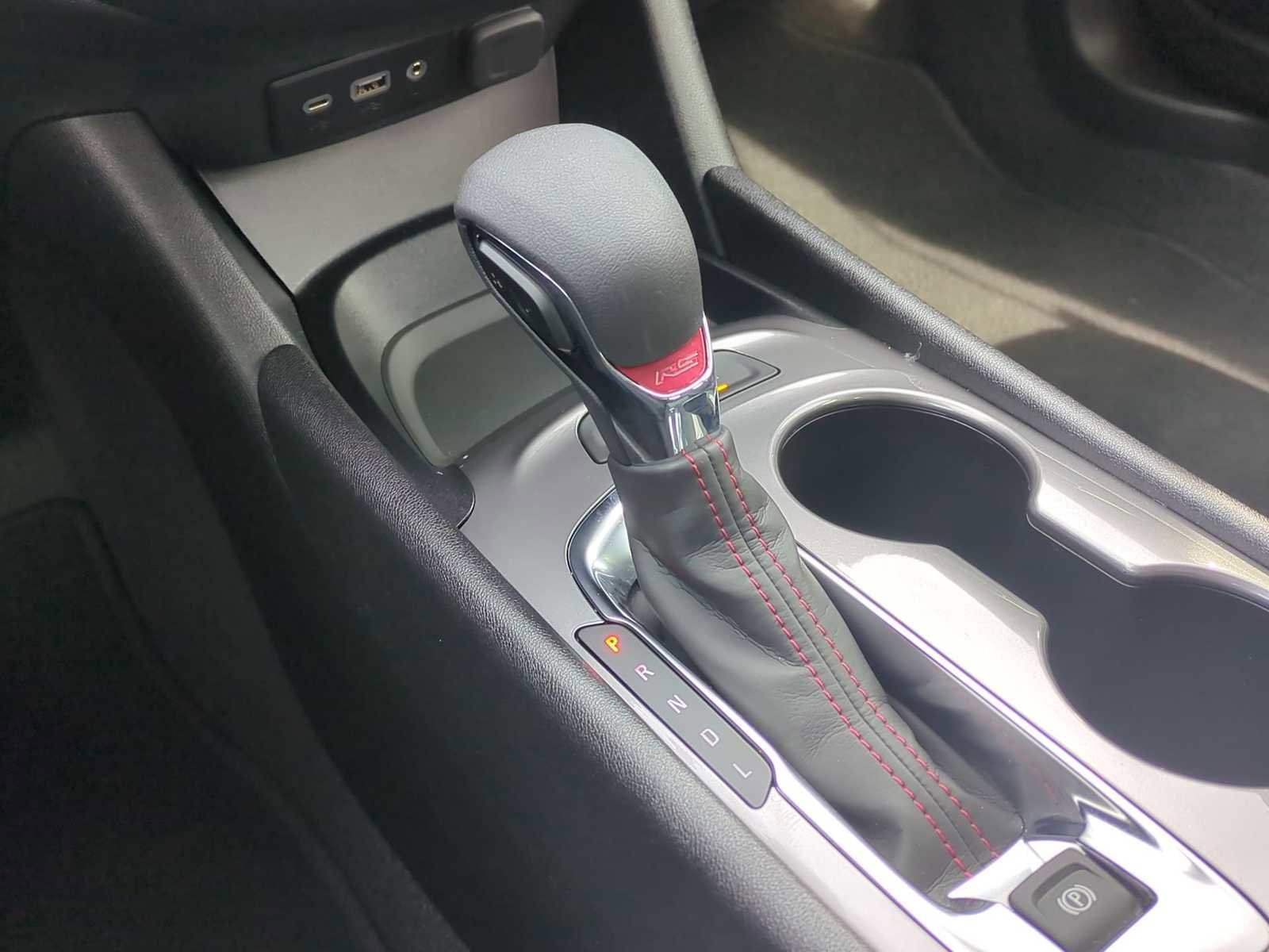 Used 2024 Chevrolet Malibu RS image 16