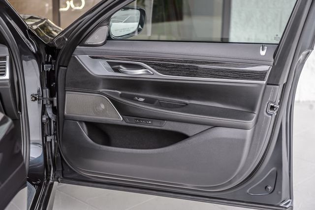 Used 2019 BMW 740i w/ M Sport Package RWD image 58