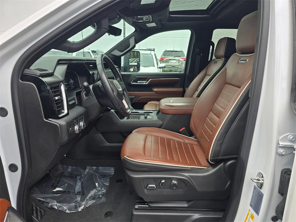 Used 2024 GMC Sierra 3500 Denali Ultimate image 55