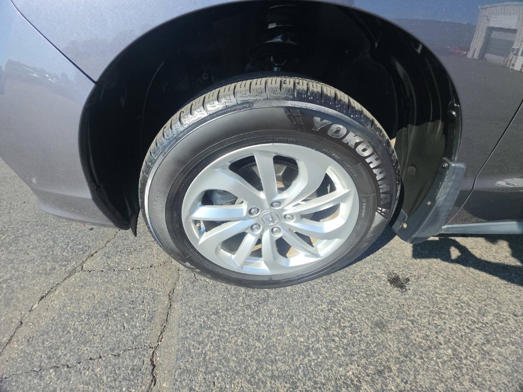 Used 2018 Acura RDX w/ Technology Package AWD/4WD image 10