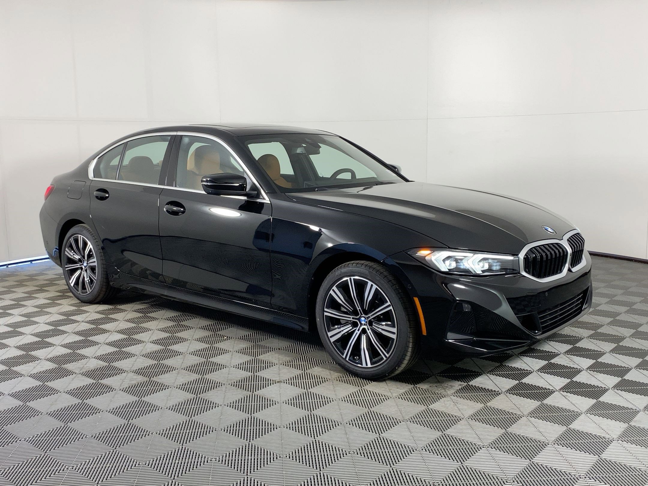 Used 2026 BMW 330i Sedan w/ Convenience Package image 6