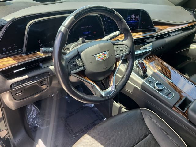 Used 2023 Cadillac Escalade ESV Premium Luxury AWD/4WD image 19