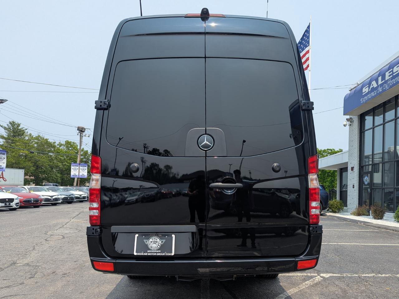 Used 2017 Mercedes-Benz Sprinter 2500 image 8