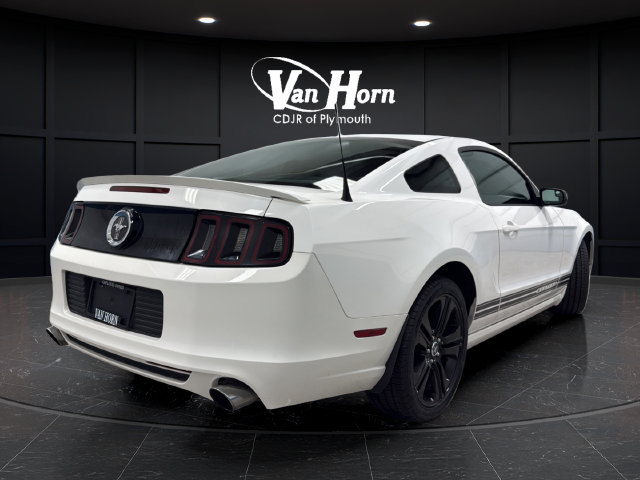 Used 2013 Ford Mustang Coupe w/ V6 Performance Pkg RWD image 7