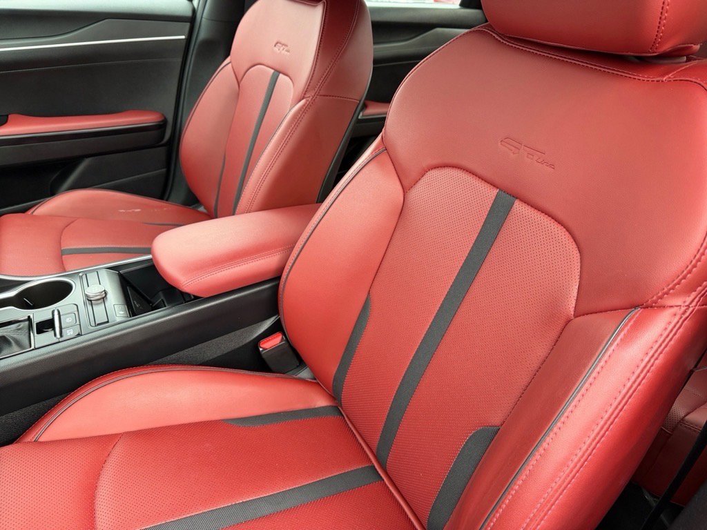 Used 2023 Kia K5 GT-Line image 11