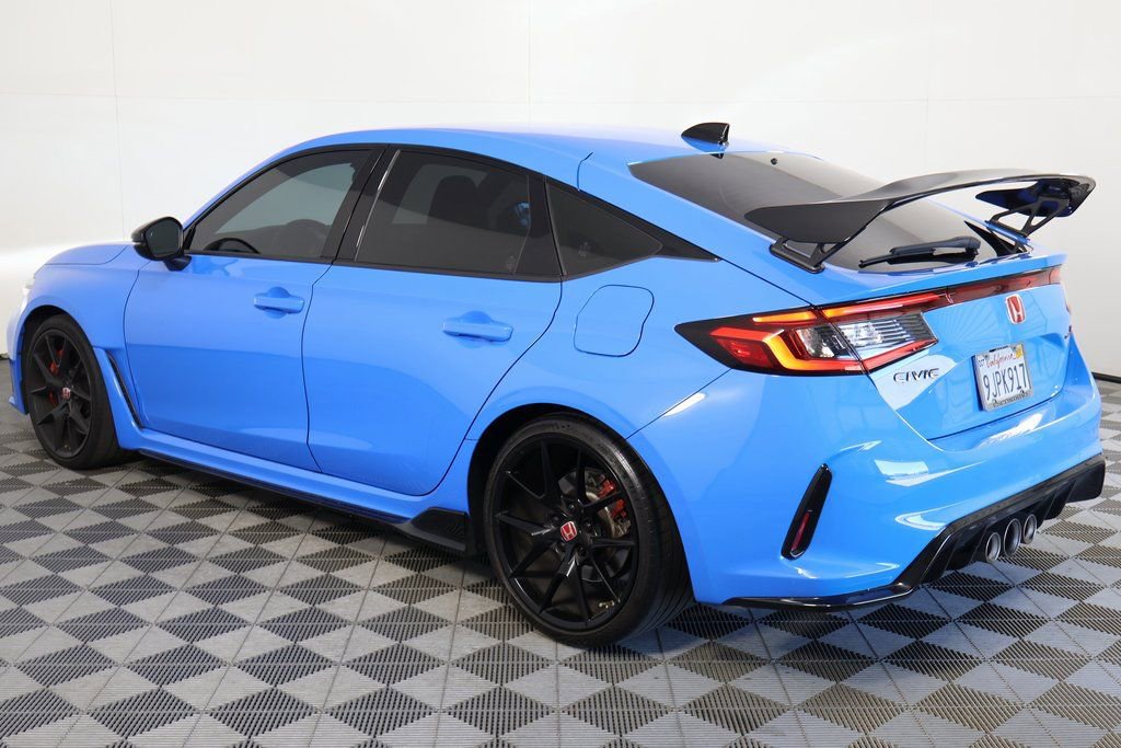 Used 2023 Honda Civic Type R image 6