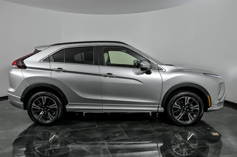New 2026 Mitsubishi Eclipse Cross SE AWD/4WD image 9