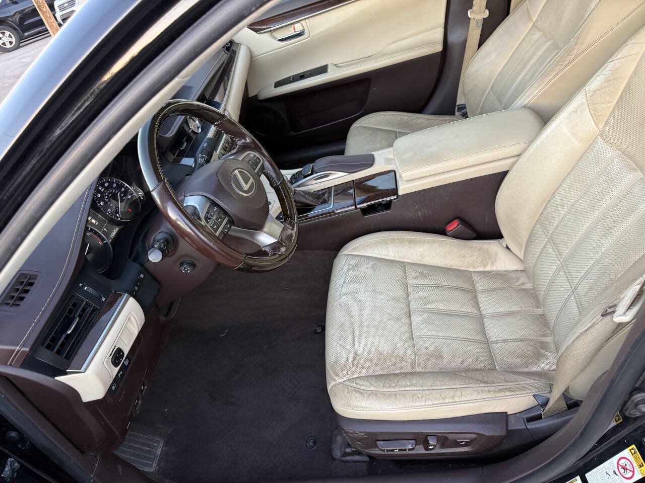 Used 2016 Lexus ES 350 w/ Luxury Package w/Wood Trim FWD image 18