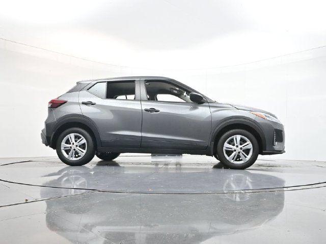 Used 2025 Nissan Kicks Play S FWD image 52