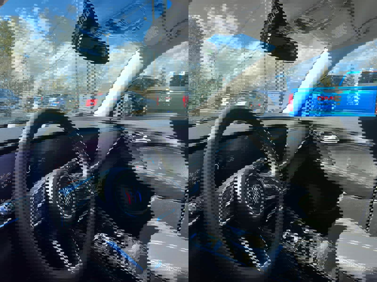 Certified 2025 Buick Envision Preferred image 14