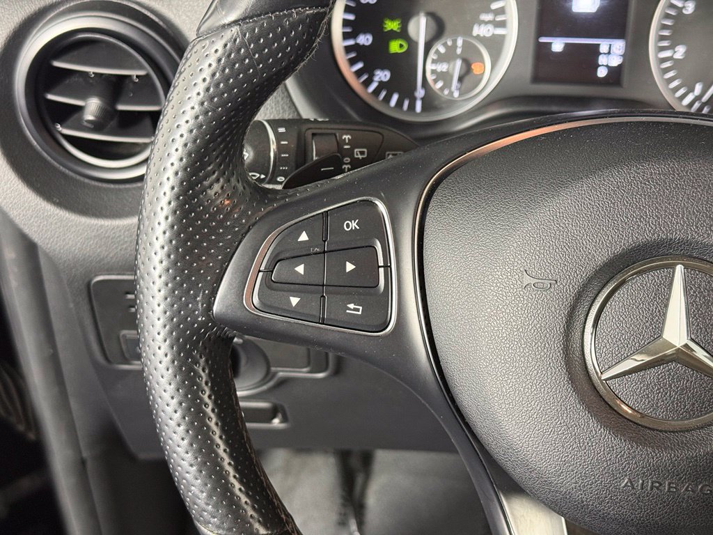 Used 2018 Mercedes-Benz Metris Passenger image 21