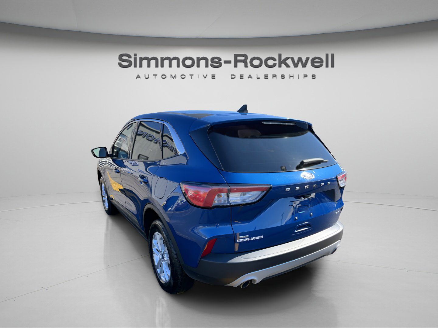 Used 2022 Ford Escape SE w/ Cold Weather Package AWD/4WD image 4