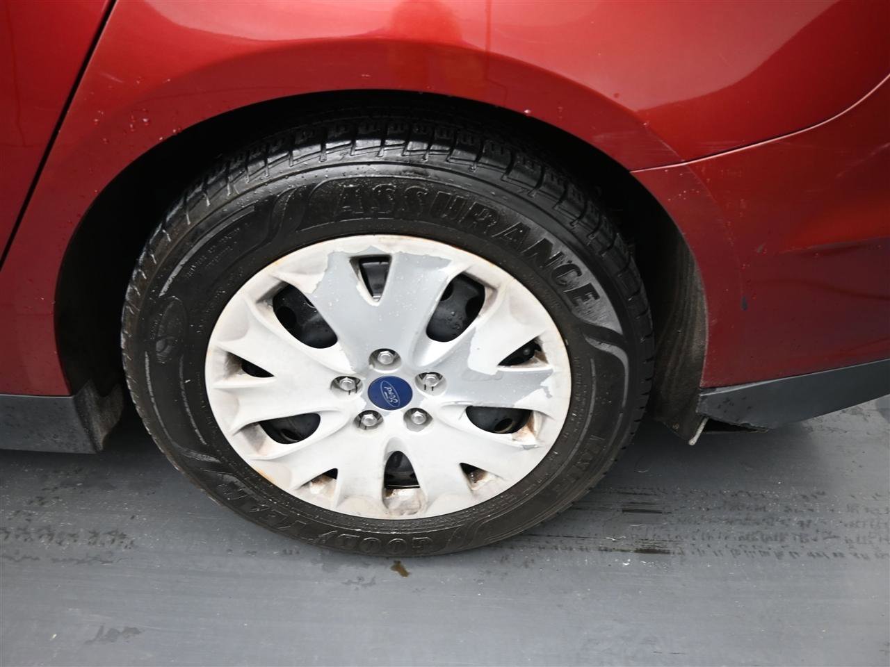 Used 2013 Ford Fusion S FWD image 17