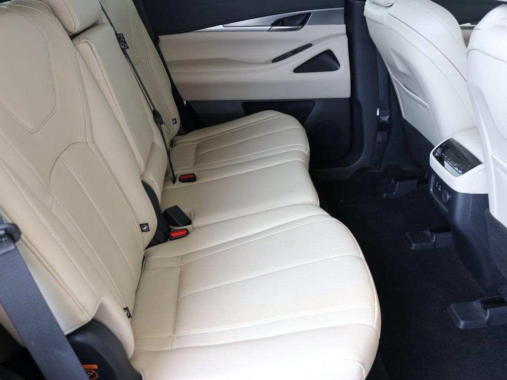 Certified 2023 INFINITI QX60 Luxe w/ Cargo Package AWD/4WD image 43