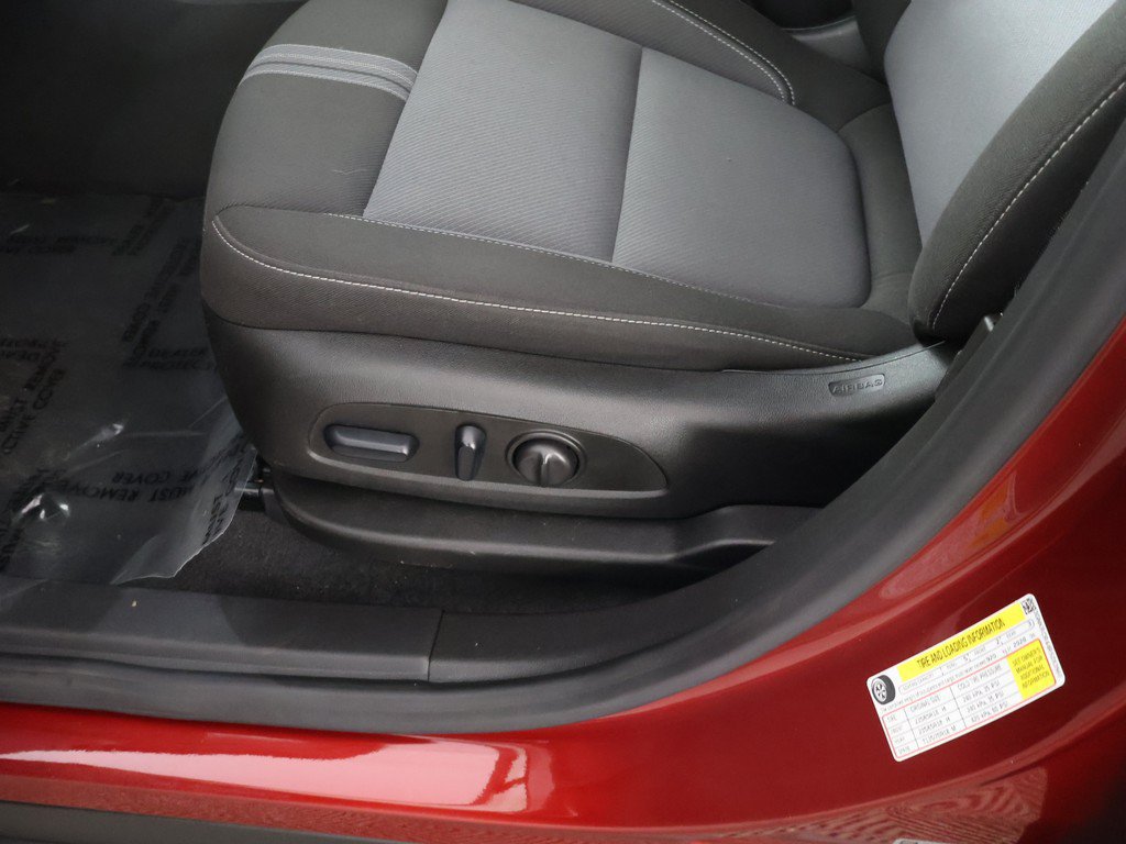 Used 2024 Chevrolet Blazer LT w/ Convenience Package FWD image 31