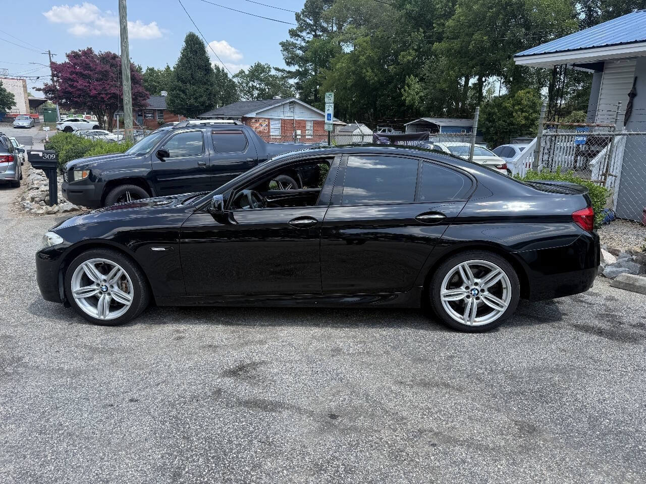 Used 2013 BMW 535i xDrive Sedan AWD/4WD image 8