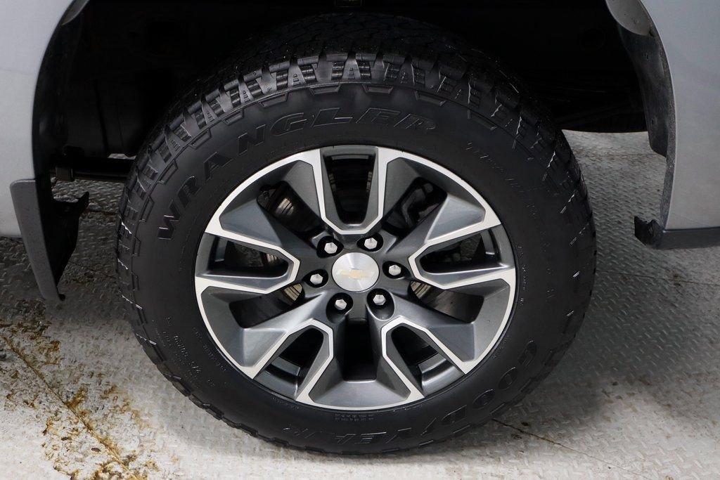 Used 2023 Chevrolet Silverado 1500 LT image 19