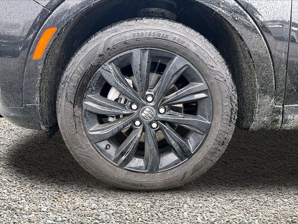 Used 2025 Buick Envista Sport Touring image 9