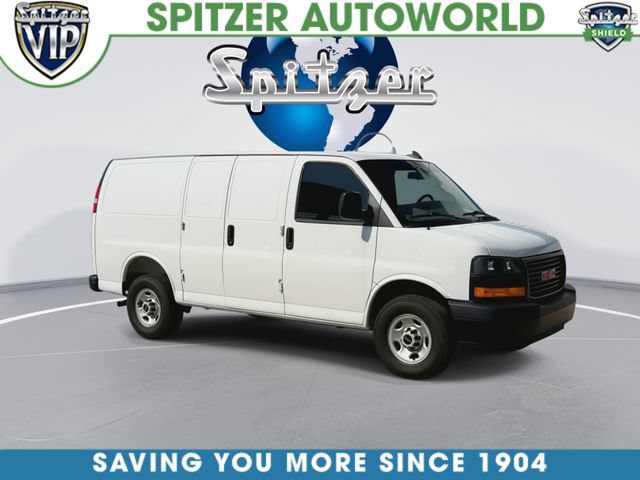Used 2025 GMC Savana 2500 w/ Driver Convenience Package RWD image 3