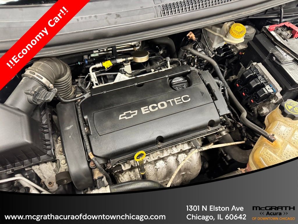 Used 2013 Chevrolet Sonic LT image 29