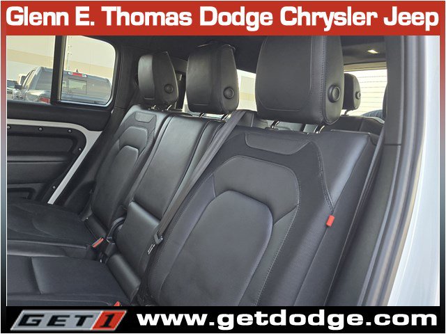 Used 2024 Land Rover Defender 130 X-Dynamic SE image 26