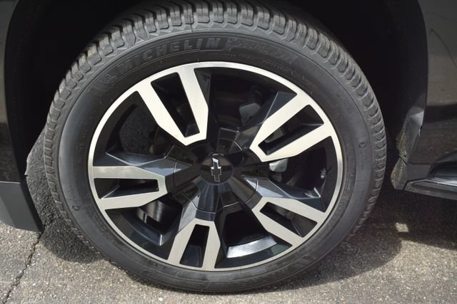 Used 2019 Chevrolet Tahoe Premier w/ RST 6.2L Performance Edition AWD/4WD image 56