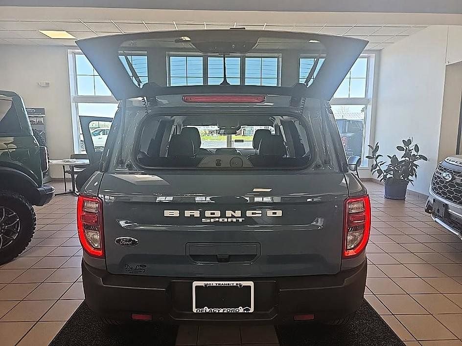 Used 2023 Ford Bronco Sport Outer Banks AWD/4WD image 29