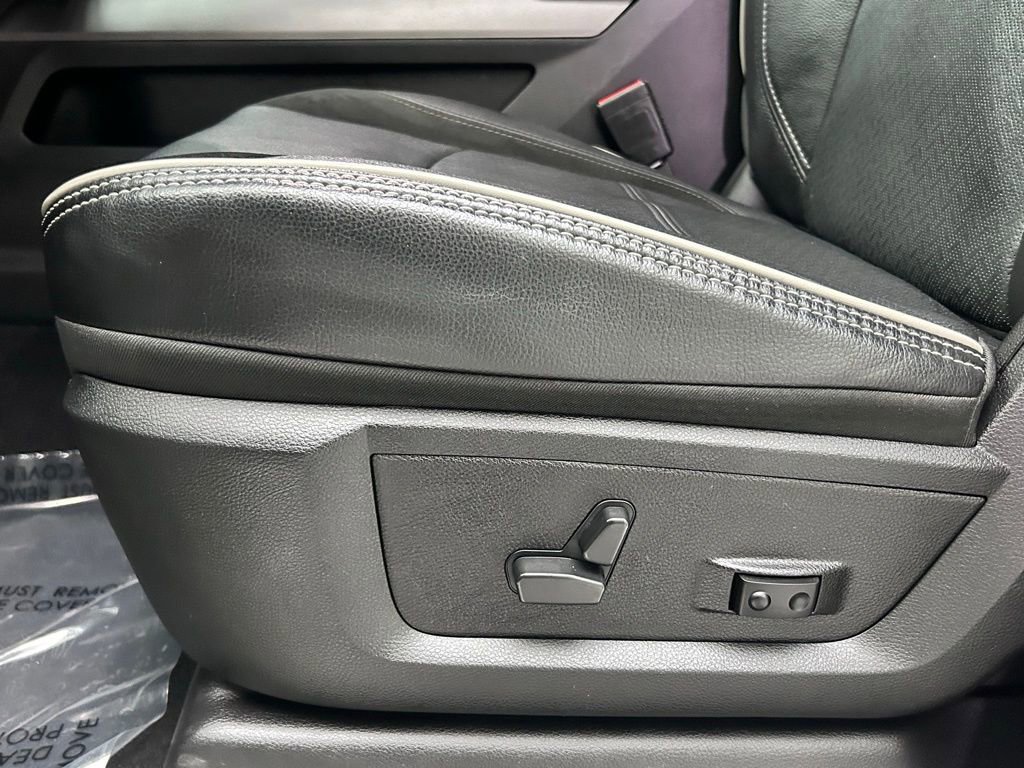 Certified 2024 RAM 2500 Laramie w/ Night Edition image 12