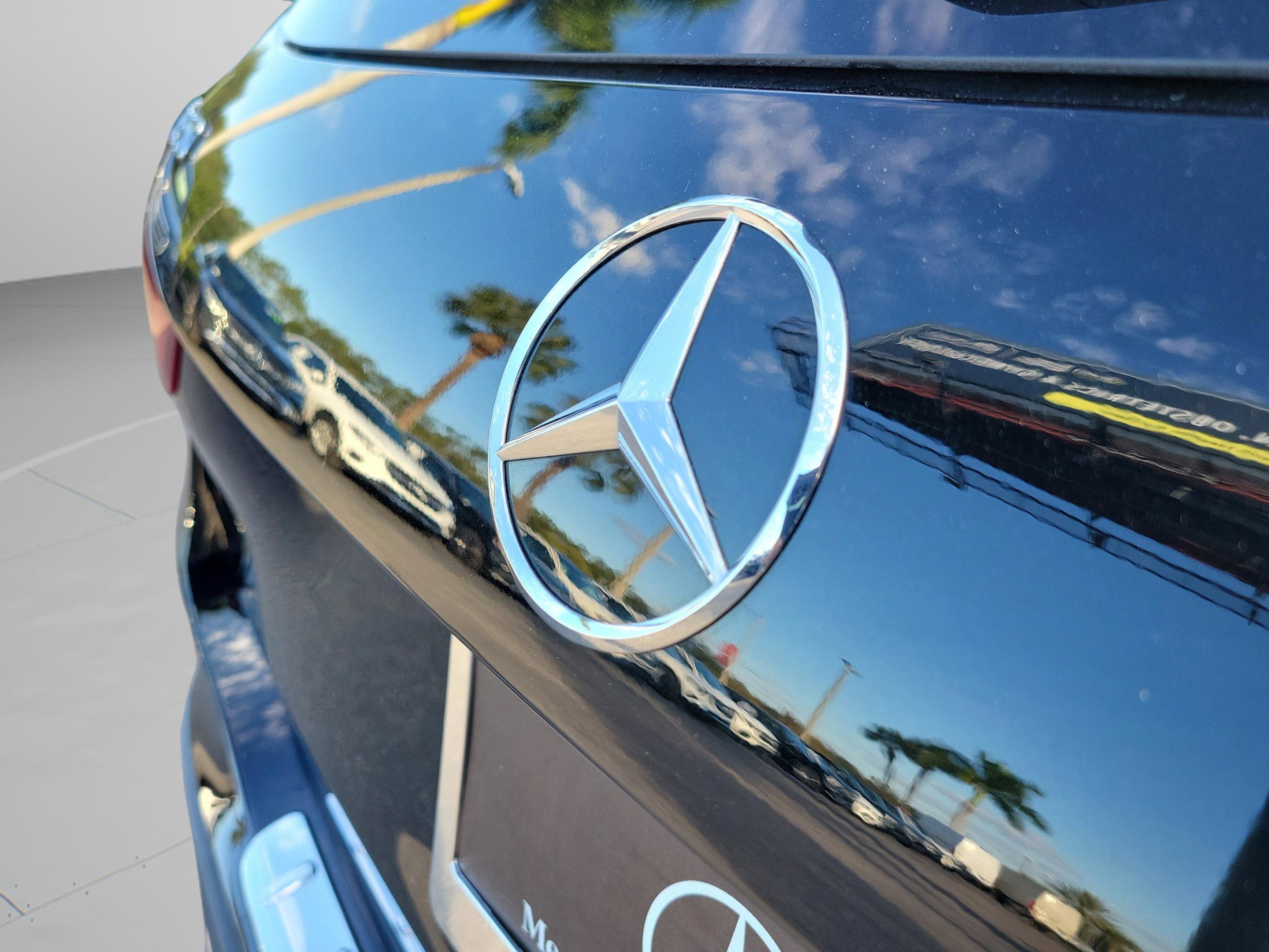 Certified 2025 Mercedes-Benz GLA 250 image 8