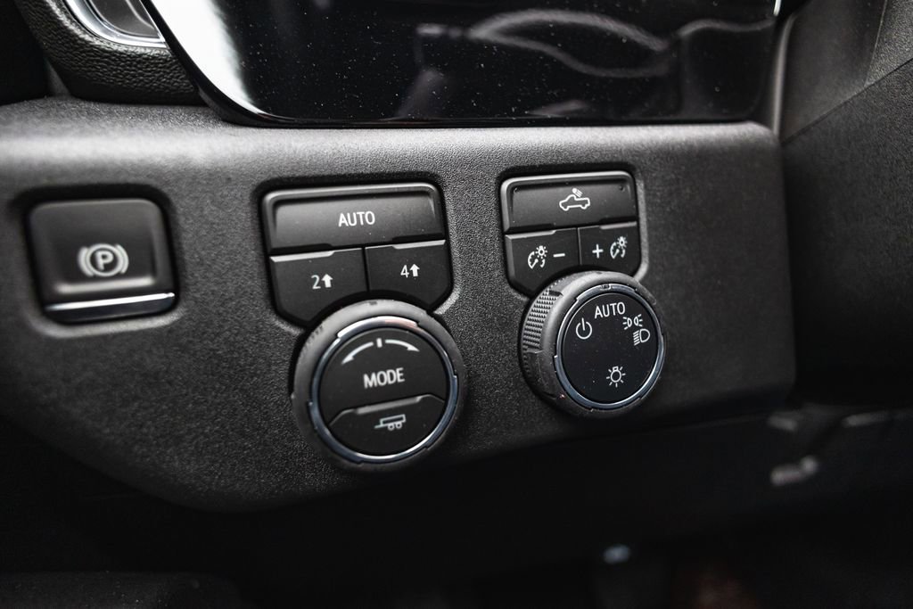 New 2026 Chevrolet Silverado 1500 LT w/ Leather Package image 13