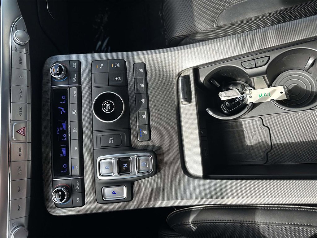 Used 2020 Hyundai Palisade Limited image 19