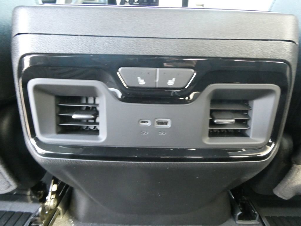 New 2026 GMC Sierra 1500 AT4 w/ AT4 Premium Package image 7