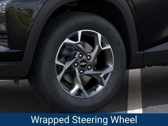 New 2026 Chevrolet Trax LT w/ Driver Confidence Package image 10