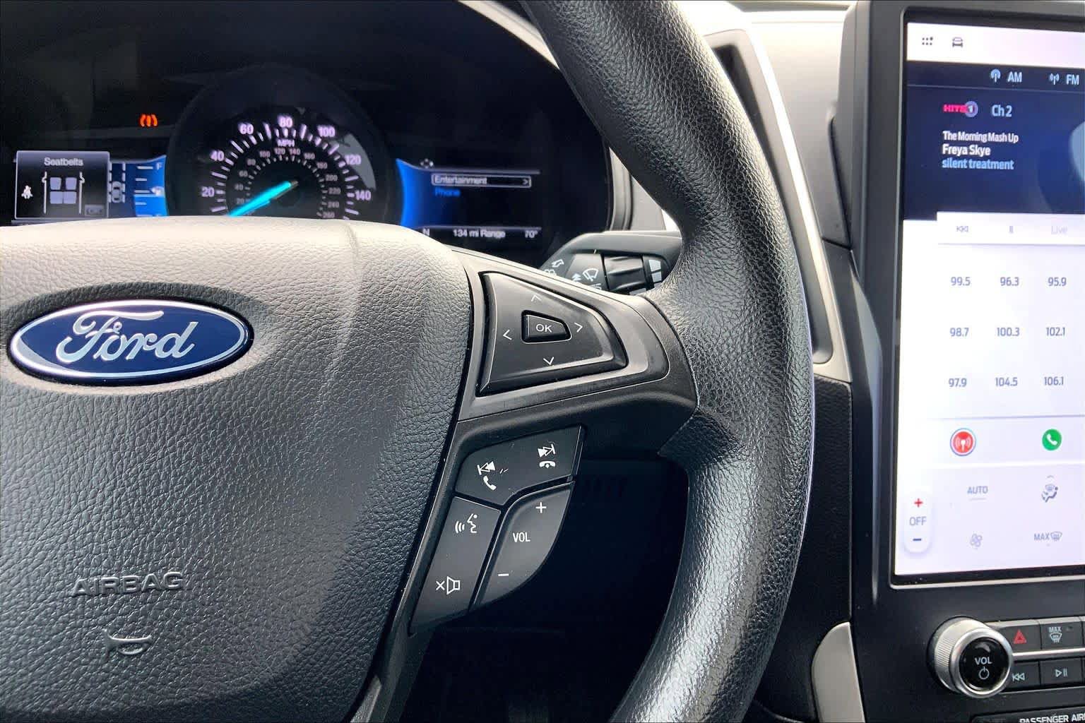 Used 2024 Ford Edge SE w/ Black Appearance Package AWD/4WD image 22