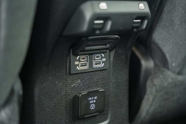 Used 2025 Jeep Wrangler Unlimited Sahara AWD/4WD image 41