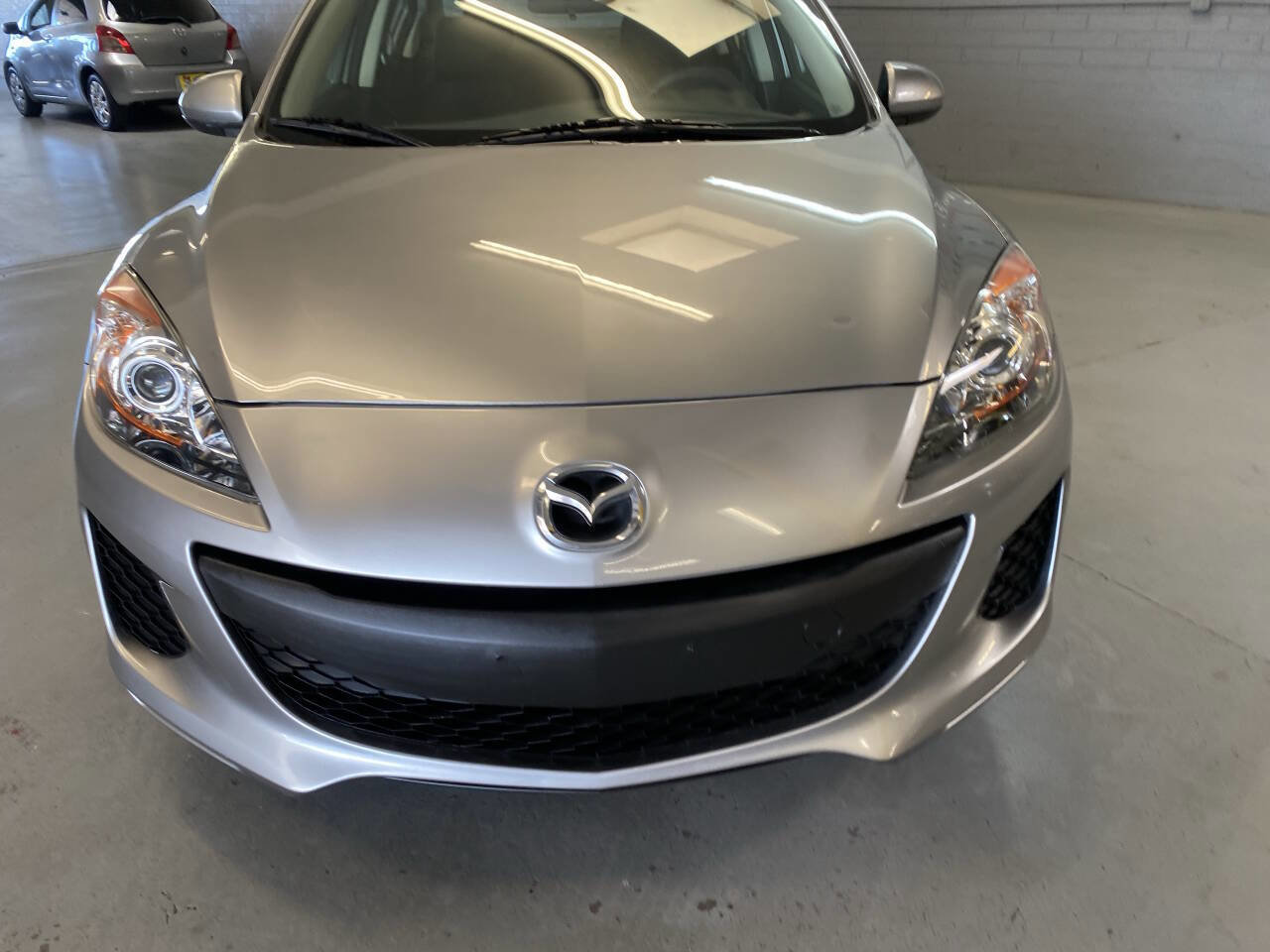 Used 2012 MAZDA MAZDA3 i Sport image 2
